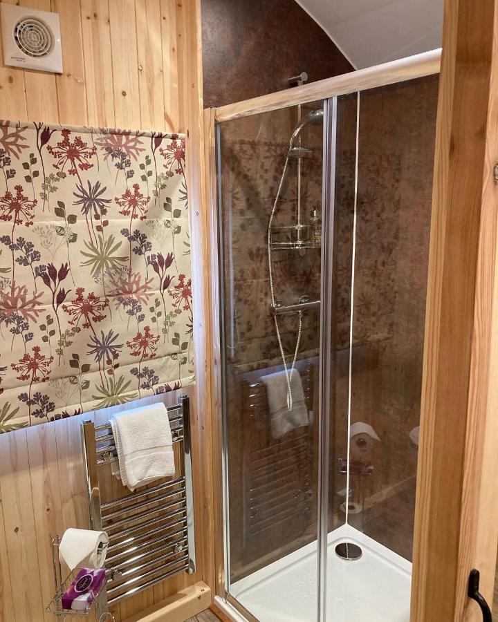 Bedrule Old Manse Glamping Villa Hawick Exterior photo